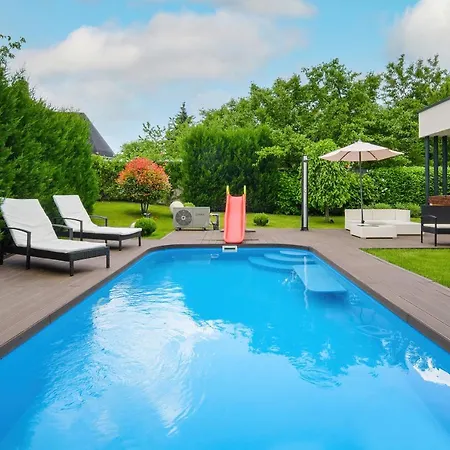 The Great Gatsby Villa Budapest