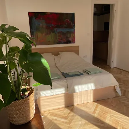 5 Budapest