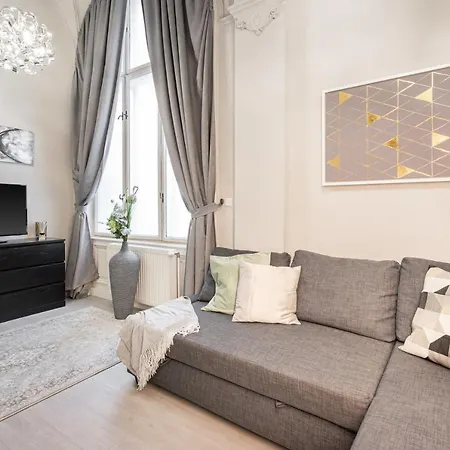 Szent Istvan Apartmanhotel Budapest