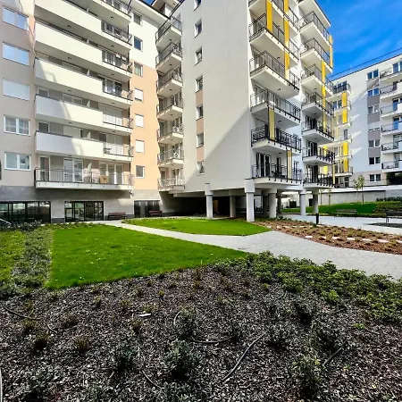 Apartment West Budapest-edge Of Downtown-free Parking