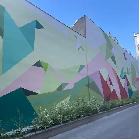 West Budapest-edge Of Downtown-free Parking Apartment *