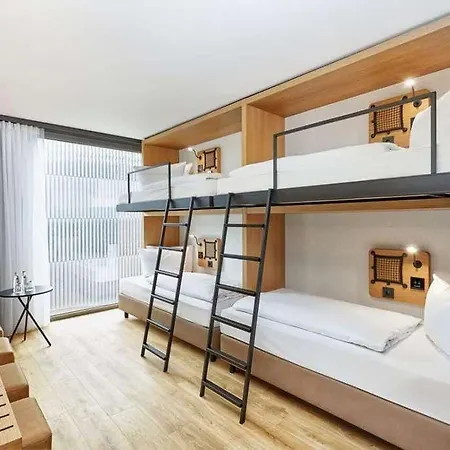 H2 Budapest