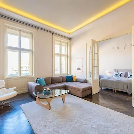 Venus - Paulay Ede Ii Apartment