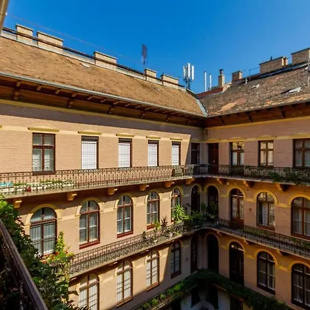 The Opulent Oasis By Newave * Budapest