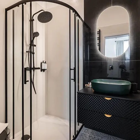 R6 - Boutique Apartments, Location By Bqa *