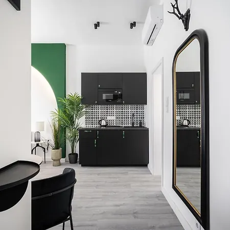 Apartment R6 - Boutique Apartments, Location By Bqa *