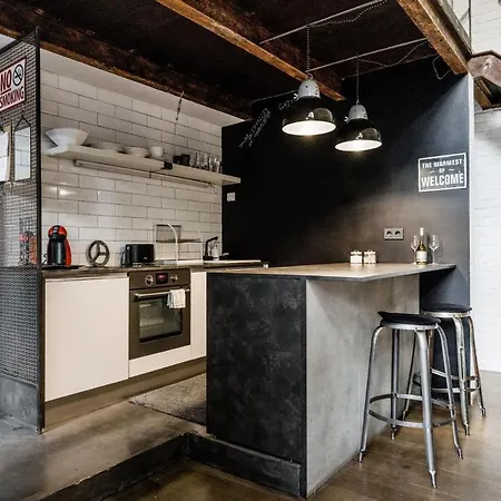 Apartment One Of A Kind, Super With Patio Budapest