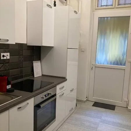 Apartament Downtown Island *