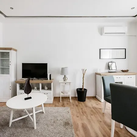 Cozy&stylish In The Ruin Bar Area Apartment Budapest