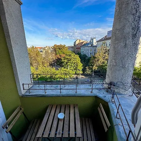 Saffron Center Panoramic Balcony *