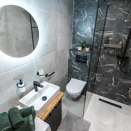 Parliament Dream Apartment!