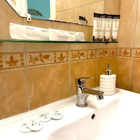 Prime Location Sip Utca Apartment
