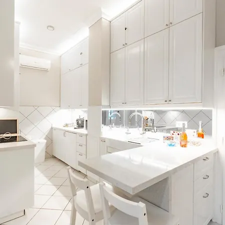 Apartment Liszt Ferenc Old Luxurious Flat Next To Synagogue