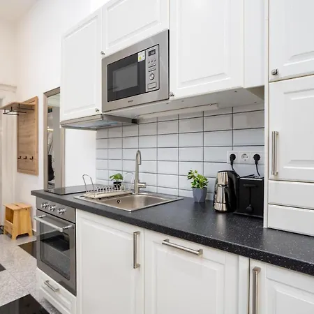 Superior Centrum Basilica Apartment Budapest