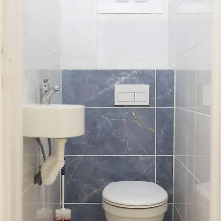 Apartment Luxurious Grand W/ 3bedrm 2bathrm