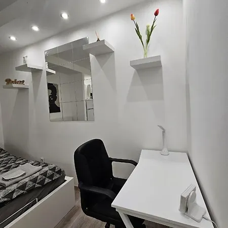 Smart In The Heart Of Budapest