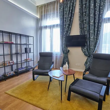 Nanirol At Gellert Bath Appartement Boedapest