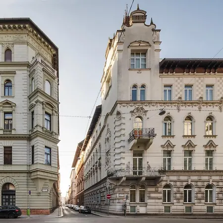 Ikonik Parlament