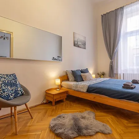 Raday Corner Apartment *