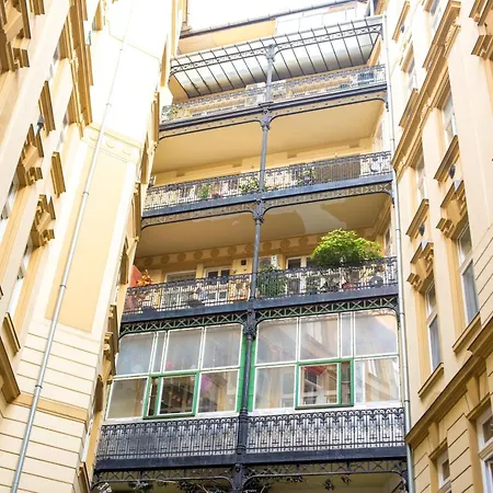 Appartement Dohany Design Boedapest