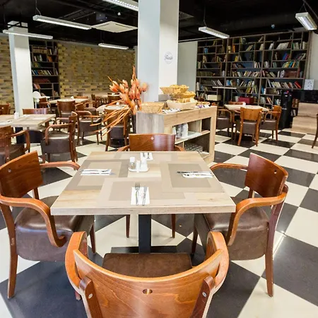 迪威尔第公寓酒店 酒店 布达佩斯