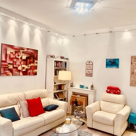Sundeluxe & Balcony Διαμέρισμα Βουδαπέστη