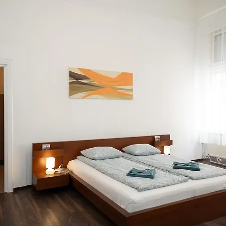 Daphne Deluxe Apartment
