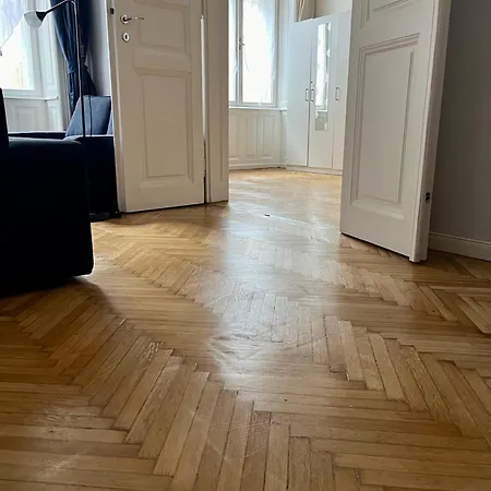 Rakoczi Apartment *