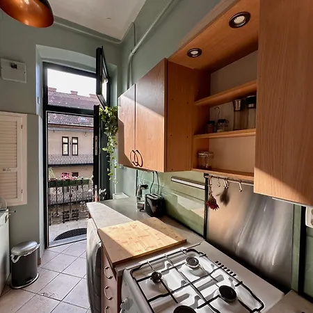Apartmán Centrally Located Near Keleti Palyaudvar