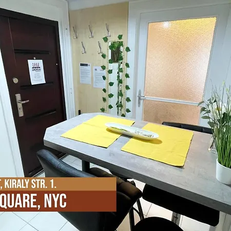 Little Americas New York Apartment Budapest