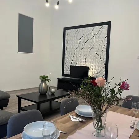Apartment E 37 Downtown Whit Garage Opcional Budapest