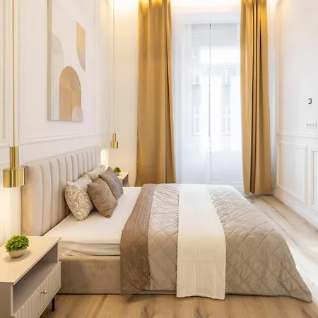 Apartment Exclusive & Prestigious W/ Balcony *