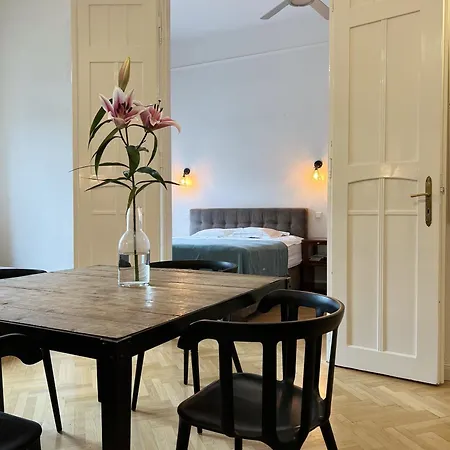 Apartment Bphomes *