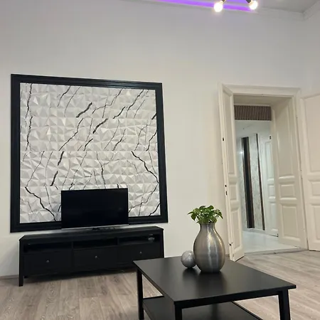 E 37 Downtown Whit Garage Opcional Apartment *
