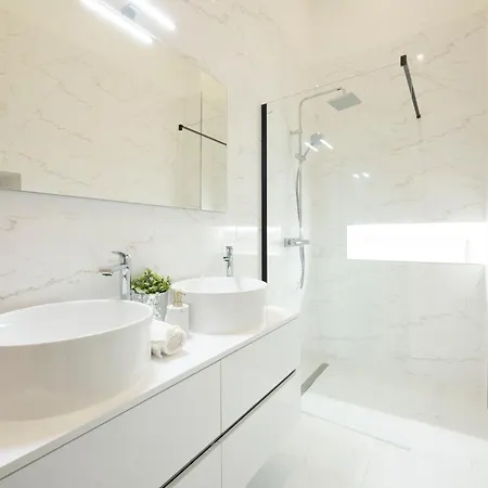Apartment Exclusive & Prestigious W/ Balcony Budapest