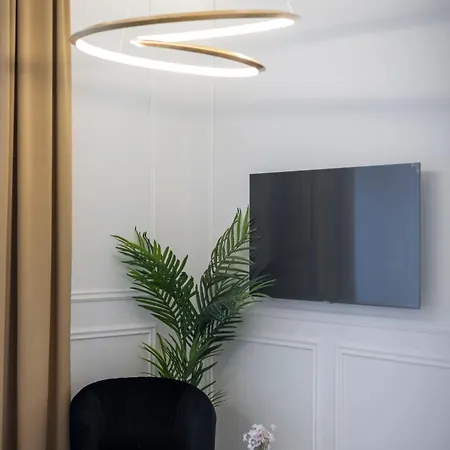 Apartment Exclusive & Prestigious W/ Balcony Budapest