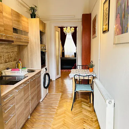 Rakoczi Boulevard 47 Apartment Budapest