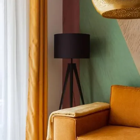 Апартаменты Golden Sunshine On Corvin Promenade - 506 *