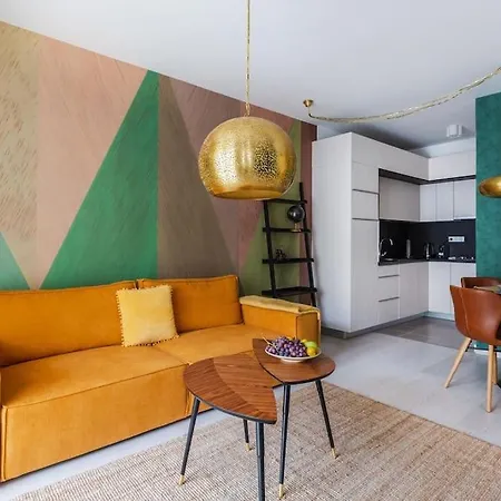 Апартаменты Golden Sunshine On Corvin Promenade - 506