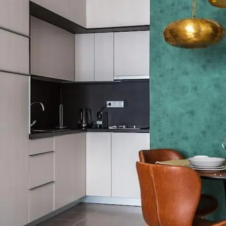 Golden Sunshine On Corvin Promenade - 506 Будапешт