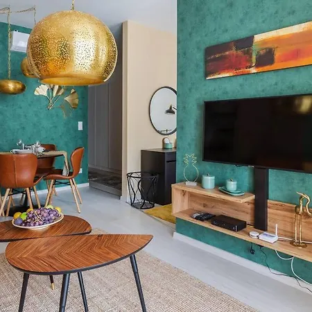 Golden Sunshine On Corvin Promenade - 506 Будапешт