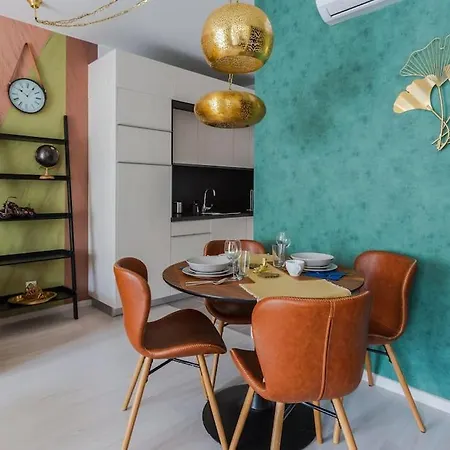Golden Sunshine On Corvin Promenade - 506 * Будапешт