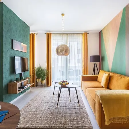 Апартаменты Golden Sunshine On Corvin Promenade - 506 *
