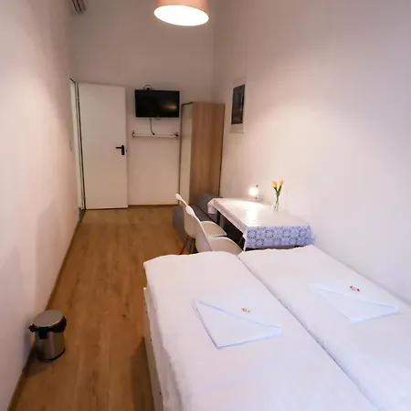 Apartment Pest-port 4 For 16 Person Budapest