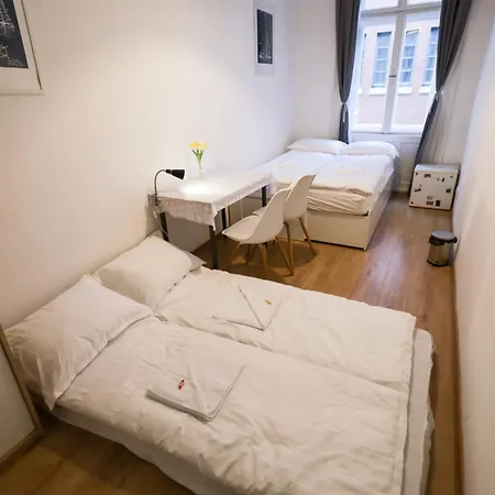 Apartment Pest-port 4 For 16 Person