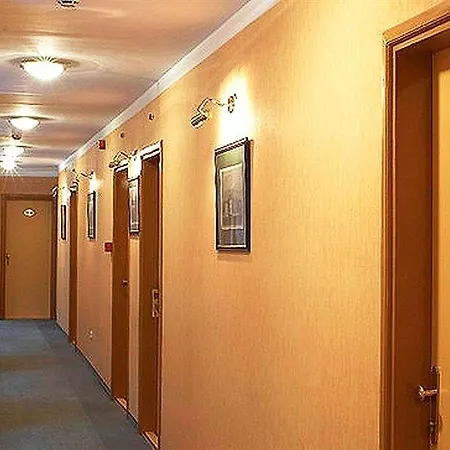 Burg Hotel 3*