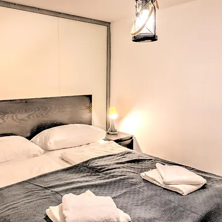 Capital Apartment