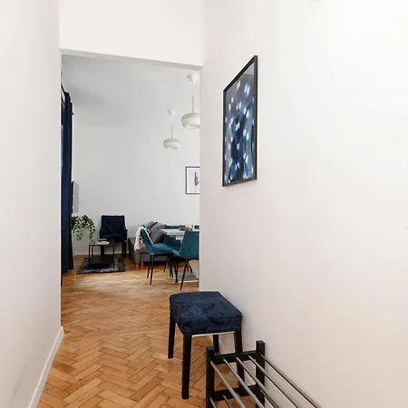 Apartment Boutique R611