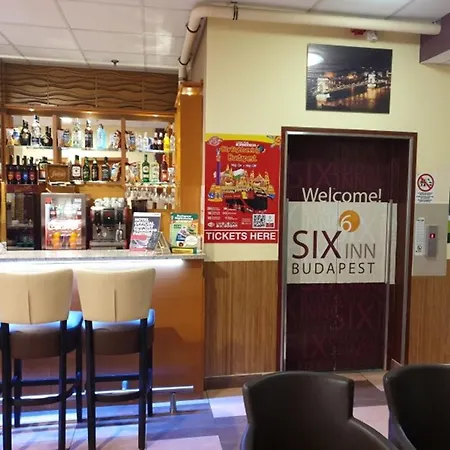 Six Hotell