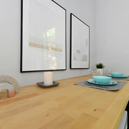 Apartment Monochrome Chic R613 Budapest